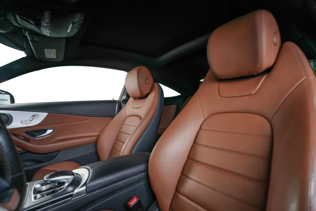 Mercedes Benz C200 Coupe Image
