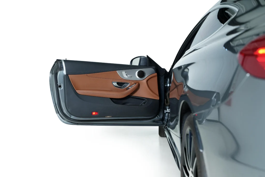 Mercedes Benz C200 Coupe Image