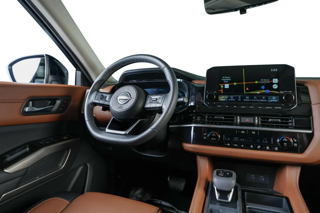 Nissan Pathfinder SL 4WD Image