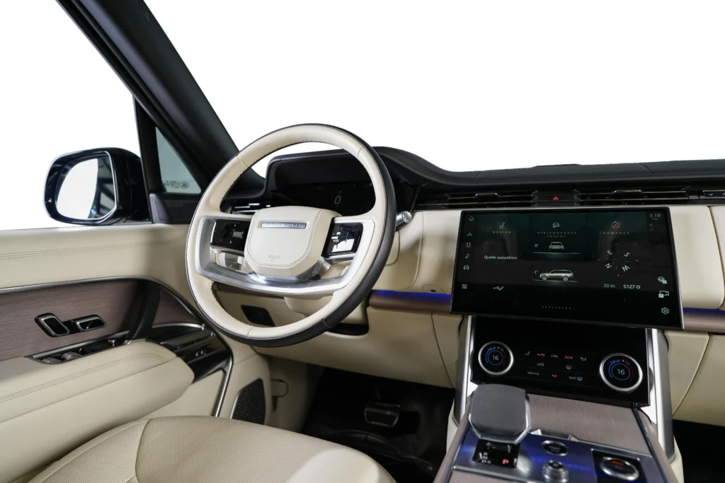 Land Rover Range Rover P530 First Edition Image