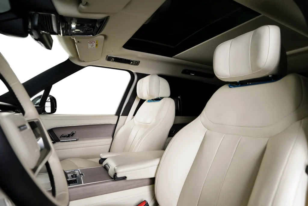 Land Rover Range Rover P530 First Edition Image