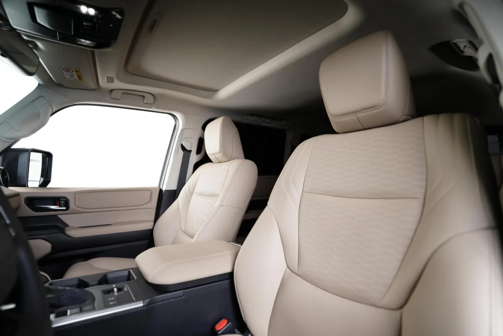 Toyota Land Cruiser Prado GXL Image