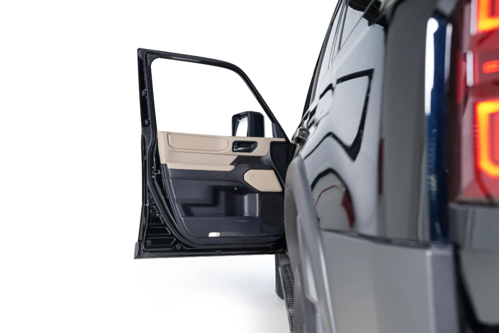 Toyota Land Cruiser Prado GXL Image