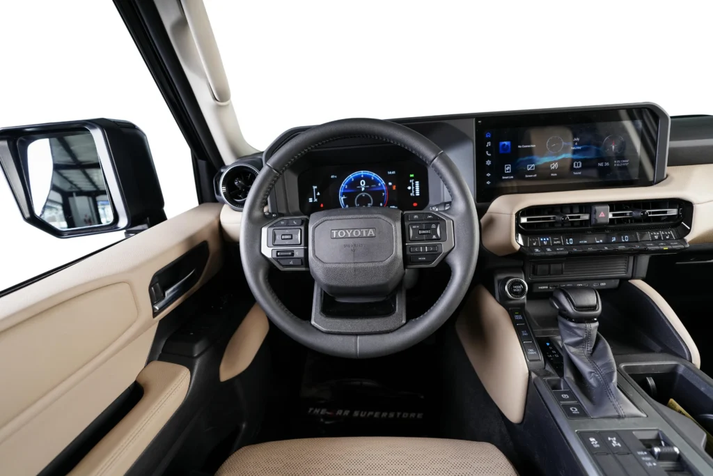Toyota Land Cruiser Prado GXL Image