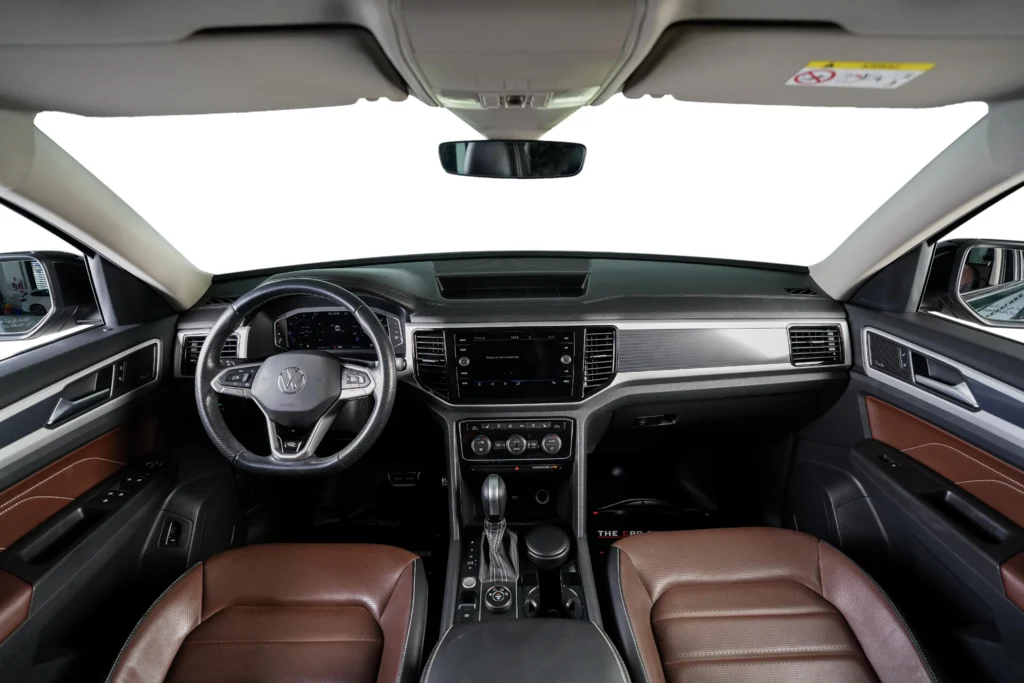 Volkswagen Teramont R-Line Image