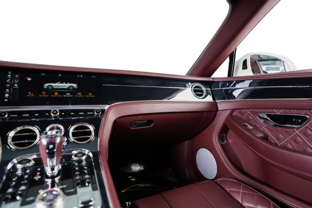 Bentley Continental GTC Image
