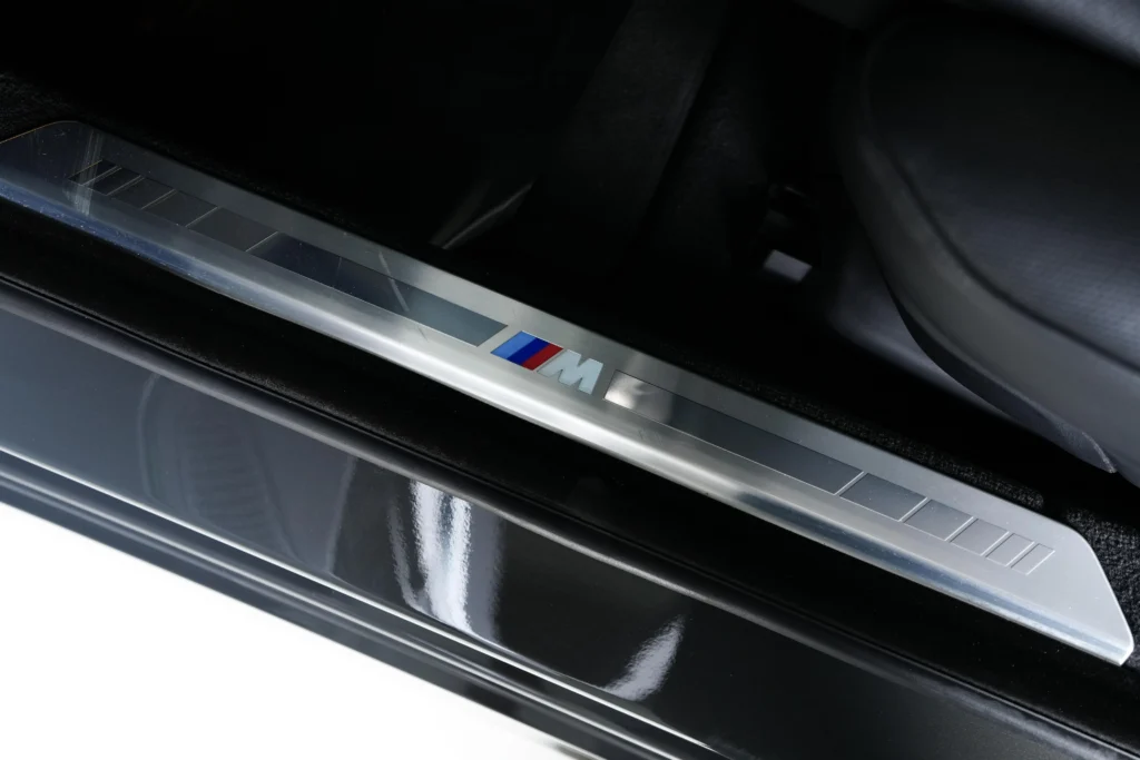 BMW 750e M-sport Image
