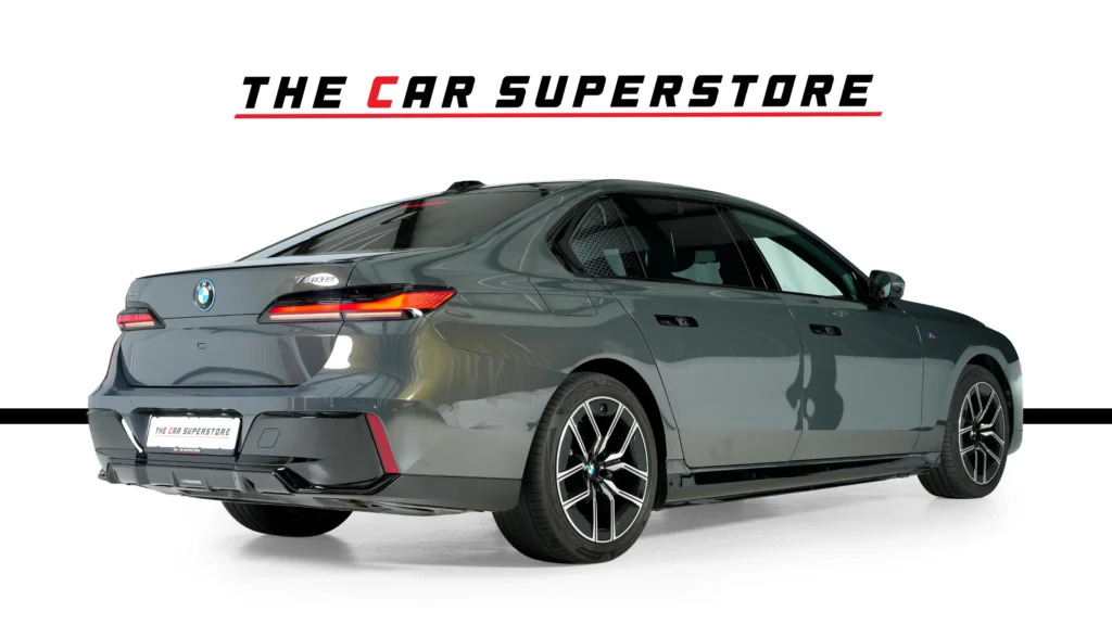BMW 750e M-sport Image