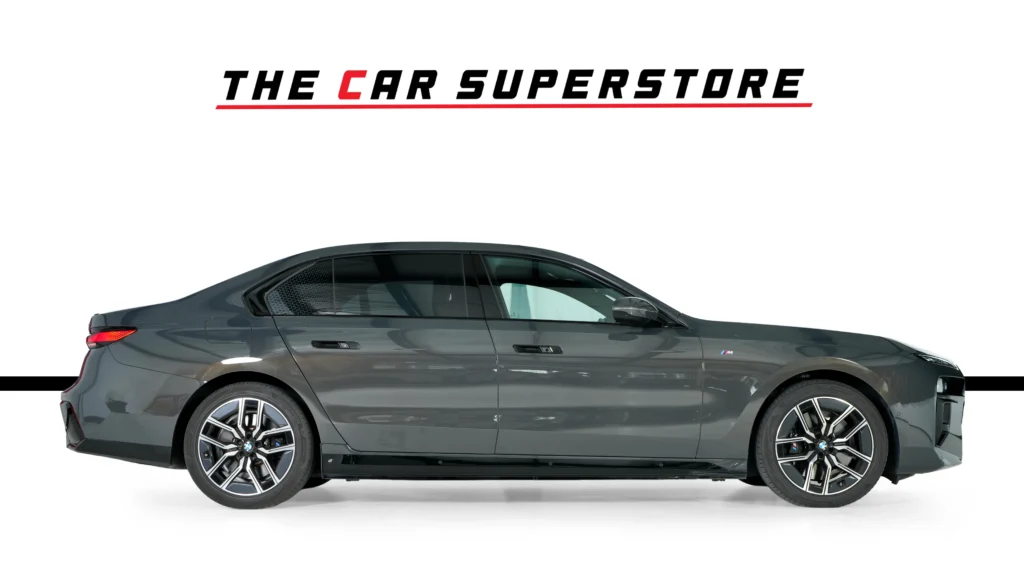 BMW 750e M-sport Image