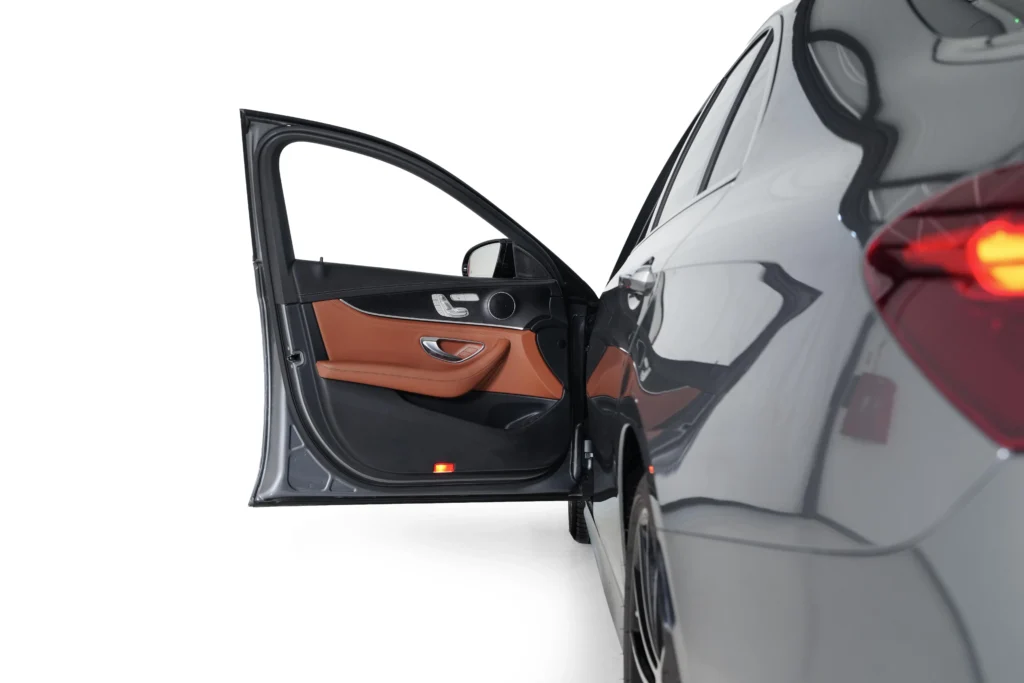 Mercedes Benz E300 Image