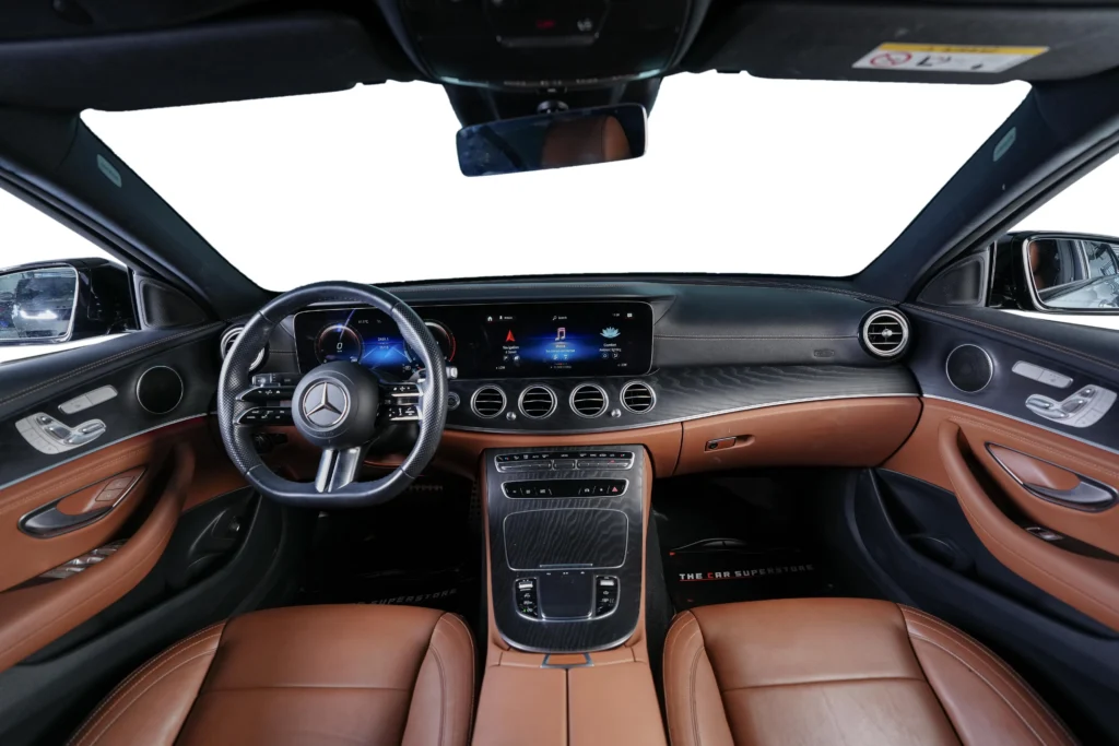 Mercedes Benz E300 Image
