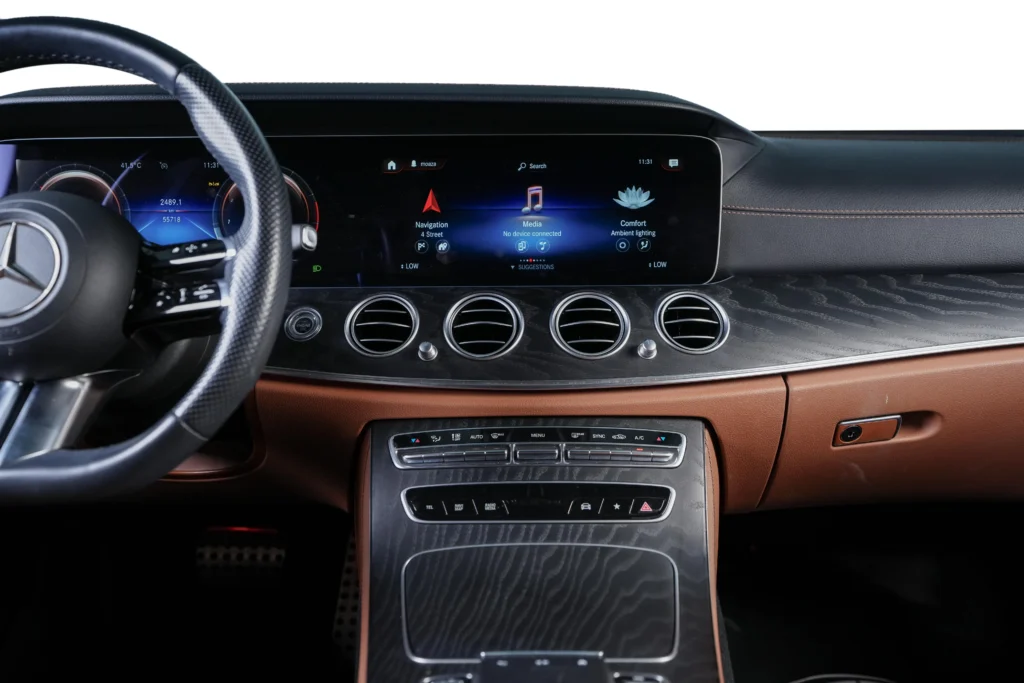Mercedes Benz E300 Image