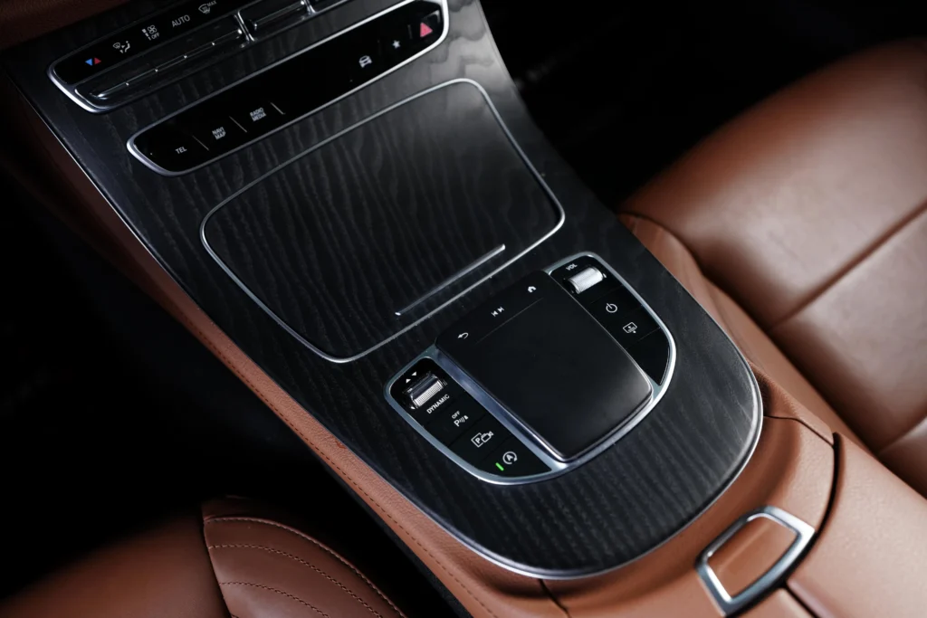 Mercedes Benz E300 Image