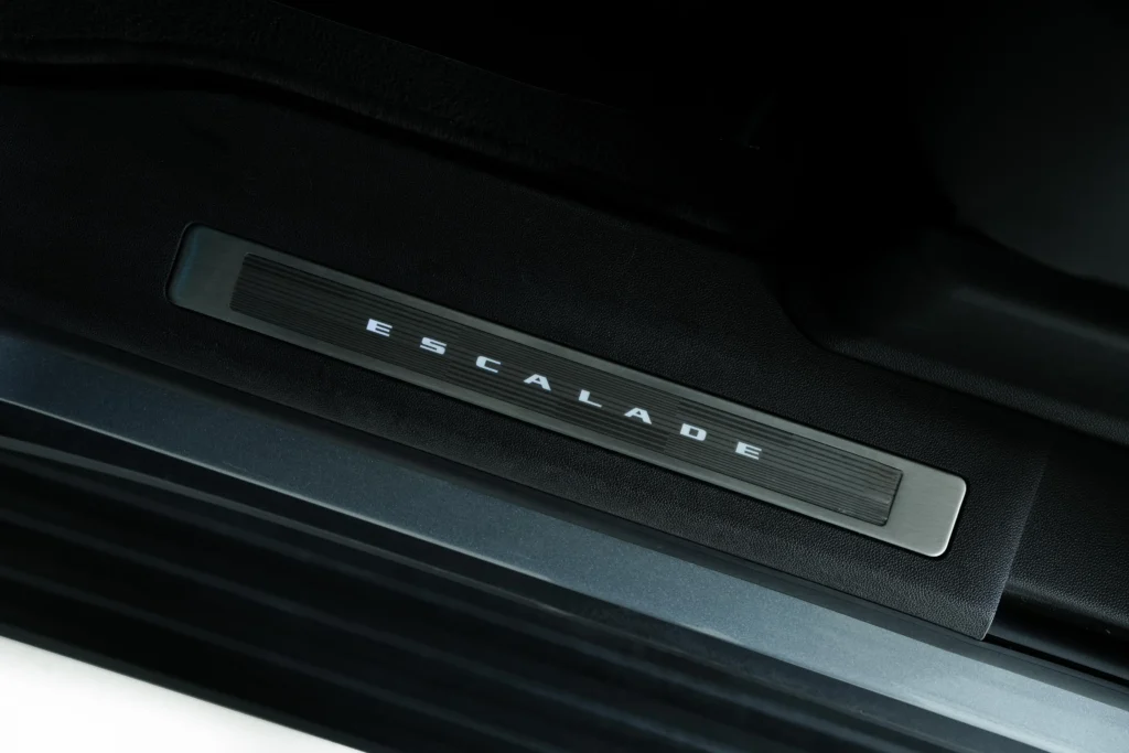 Cadillac Escalade 600 Sport Image