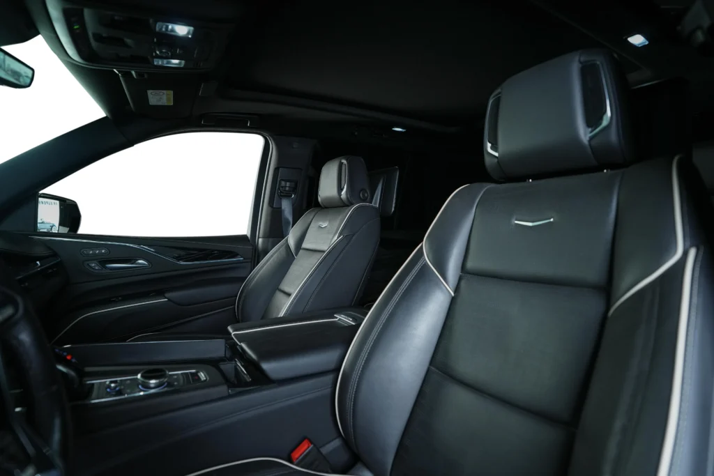 Cadillac Escalade 600 Sport Image