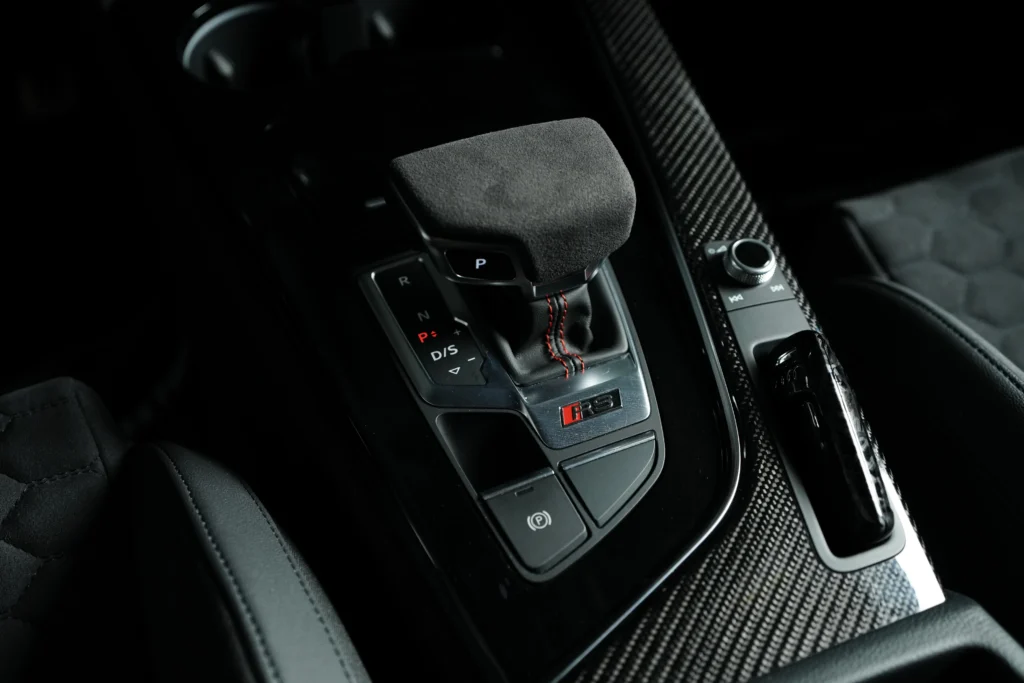 Audi RS4 Avant Competition Image