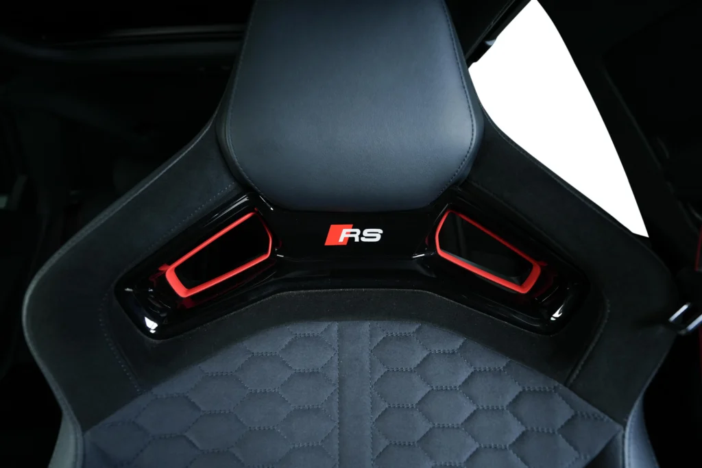 Audi RS4 Avant Competition Image