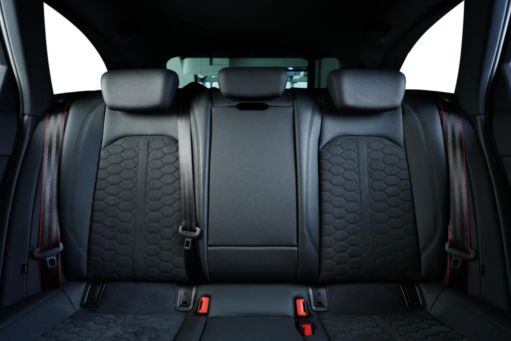 Audi RS4 Avant Competition Image