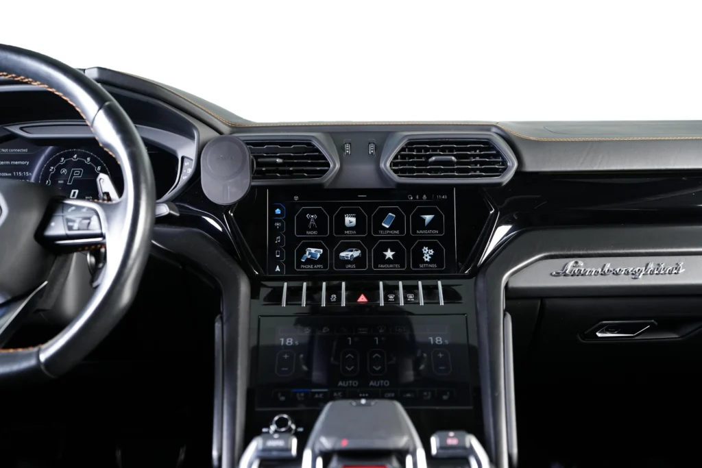 Lamborghini Urus Image