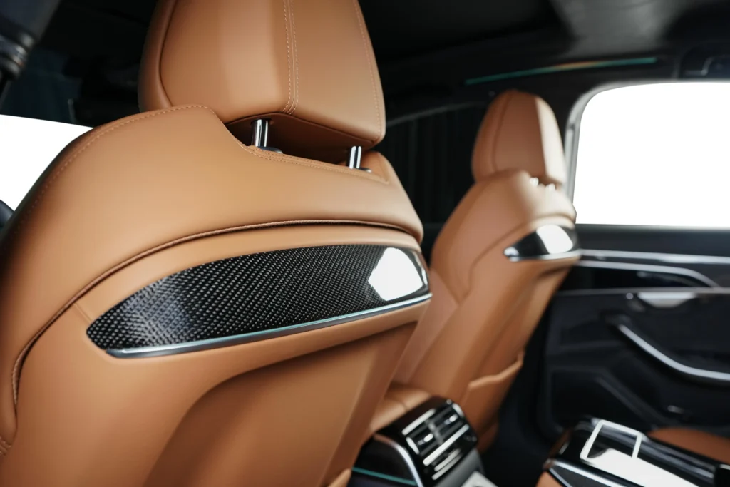 Audi S8 Image