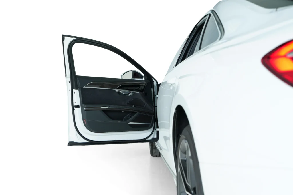 Audi S8 Image