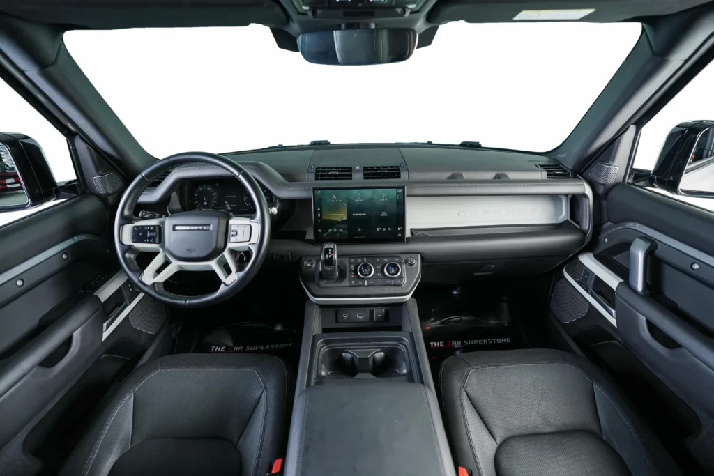 Land Rover Defender 90 X Dynamic Image