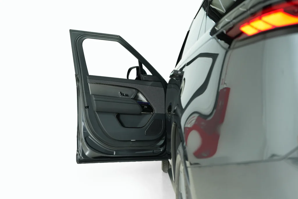 Range Rover Sport P360 SE Image