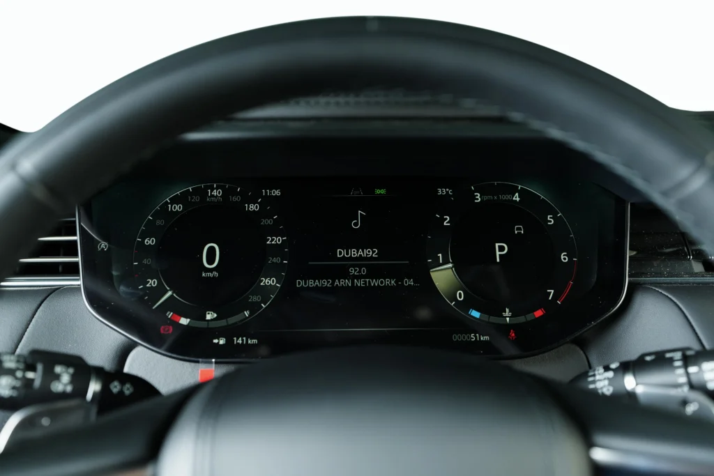 Range Rover Sport P360 SE Image