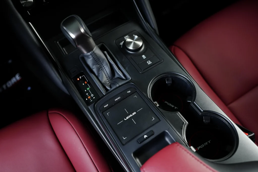 Lexus IS 300 Premier Image