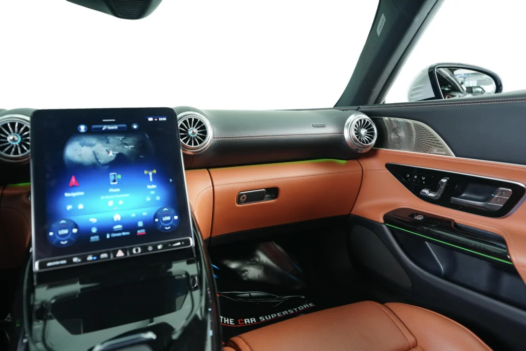 Mercedes Benz SL 43 AMG Image