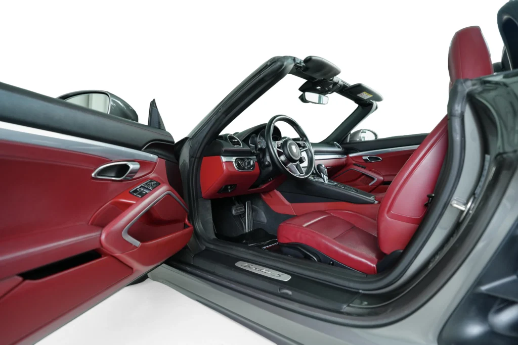Porsche 718 Boxster S Image