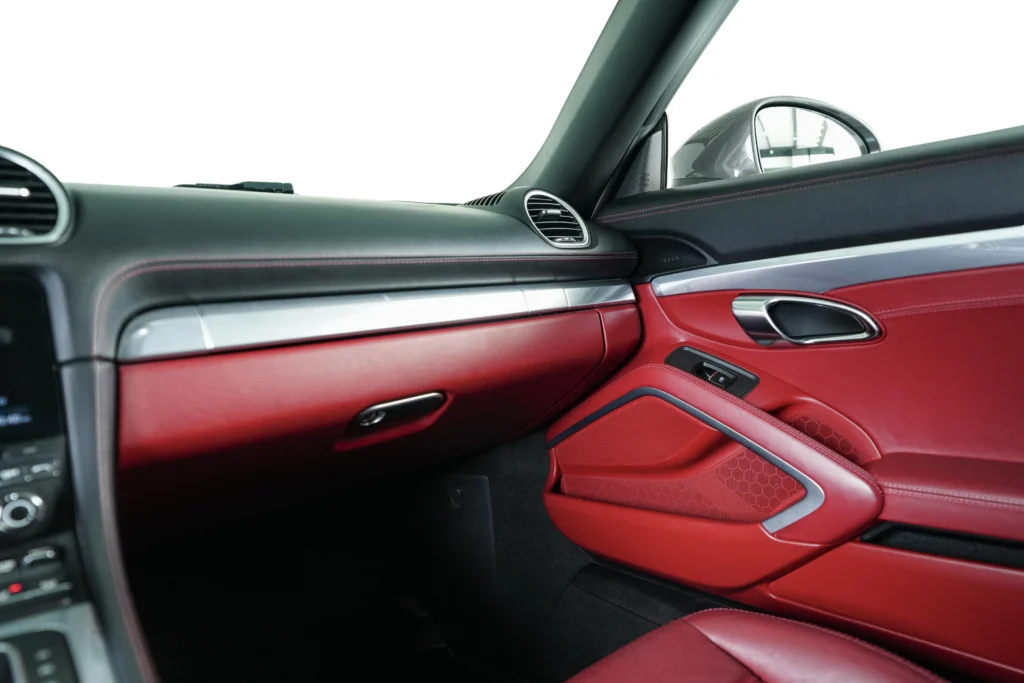 Porsche 718 Boxster S Image