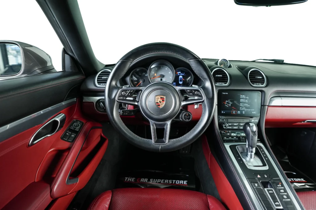 Porsche 718 Boxster S Image