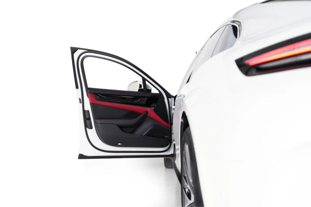 Porsche Panamera Image