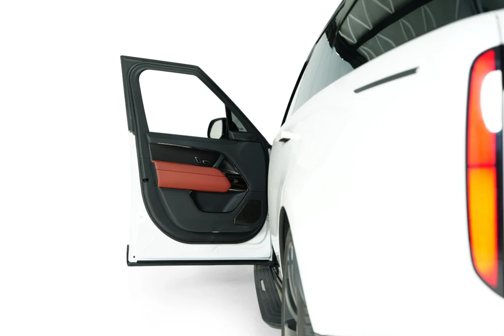 Range Rover SV Image