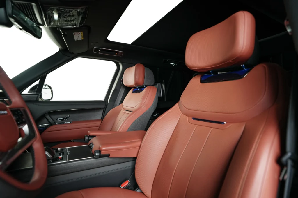 Range Rover SV Image