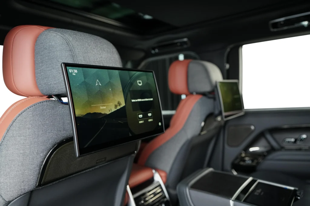 Range Rover SV Image
