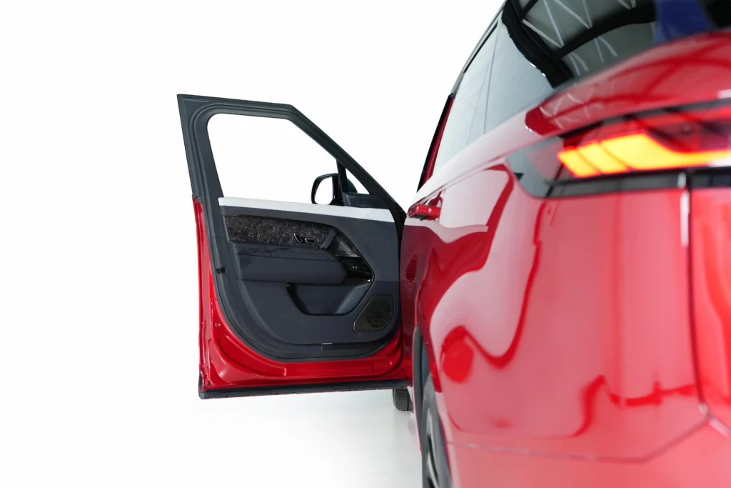 Range Rover Sport P530 First Edition Image