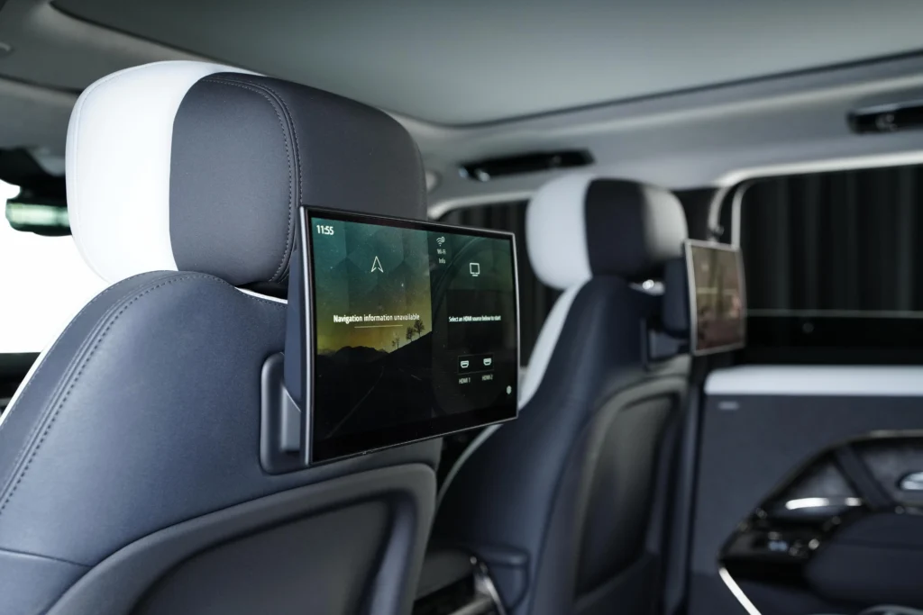 Range Rover Sport P530 First Edition Image
