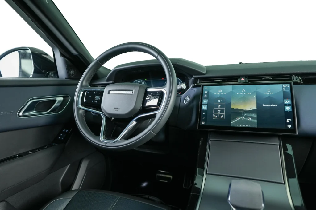 Range Rover Velar P250 SE R Dynamic Image