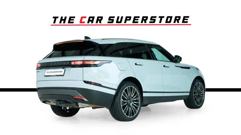 Range Rover Velar P250 SE R Dynamic Image