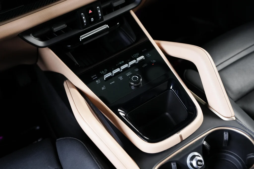 Porsche Cayenne Coupe Image