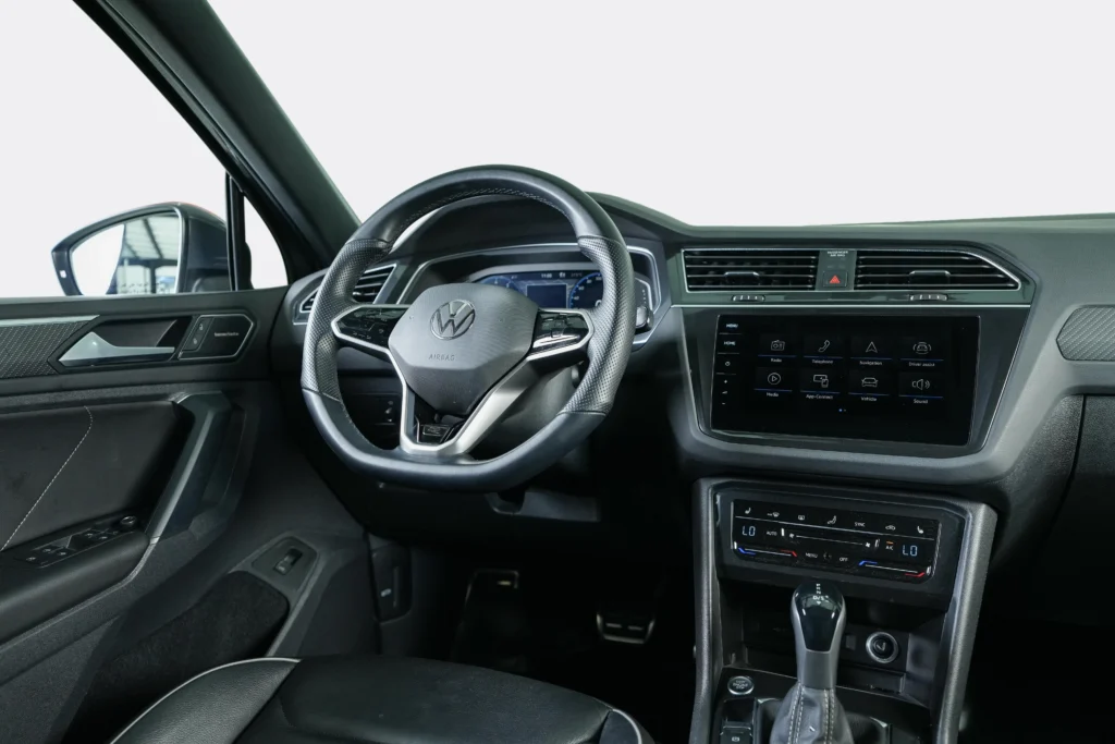 Volkswagen Tiguan R-line PLUS Image