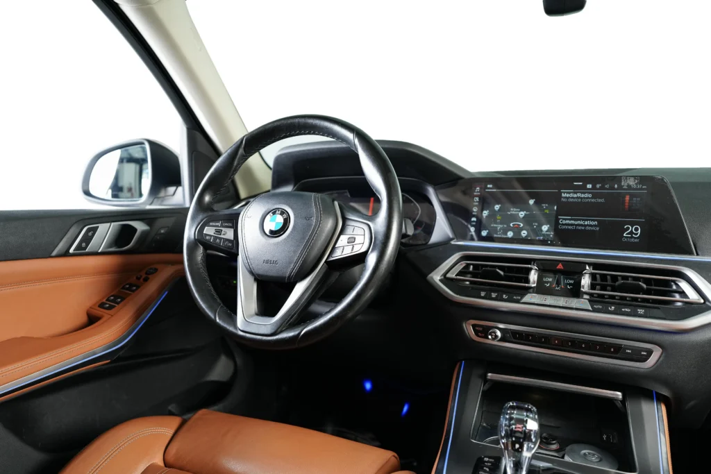 BMW X5 40i X-Drive Image
