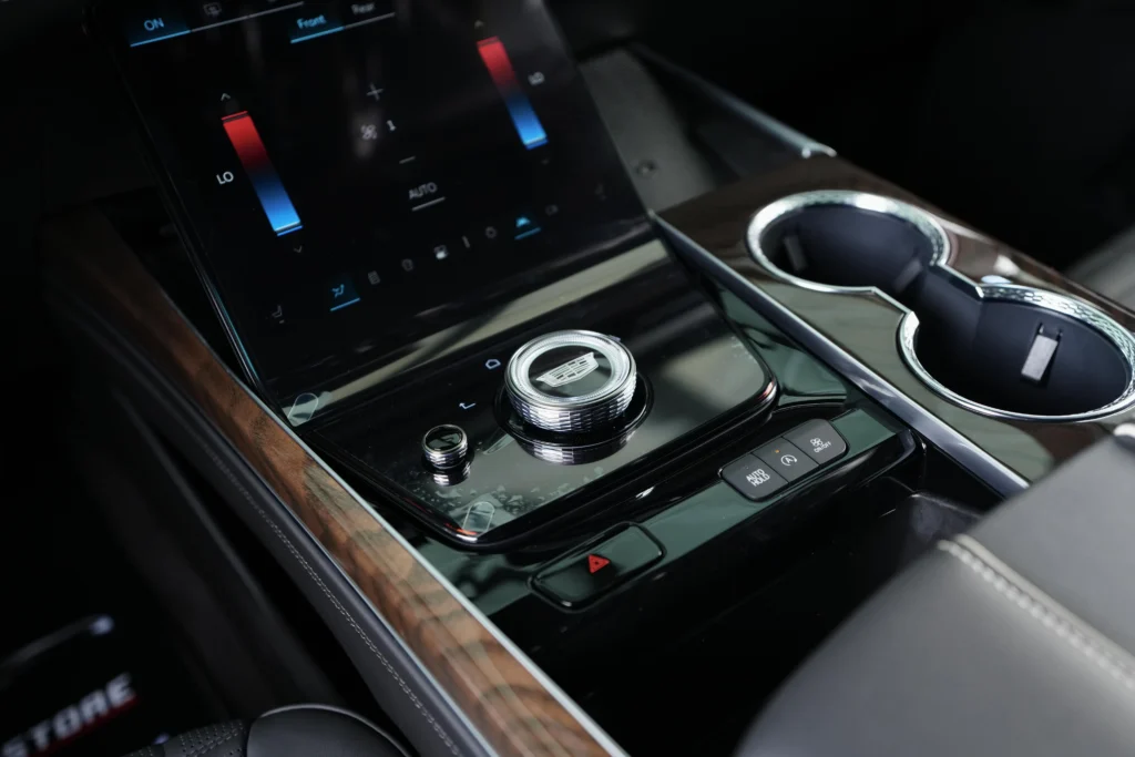Cadillac ️Escalade Platinum Sport Image