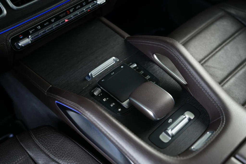 Mercedes Benz GLS 450 4MATIC Image
