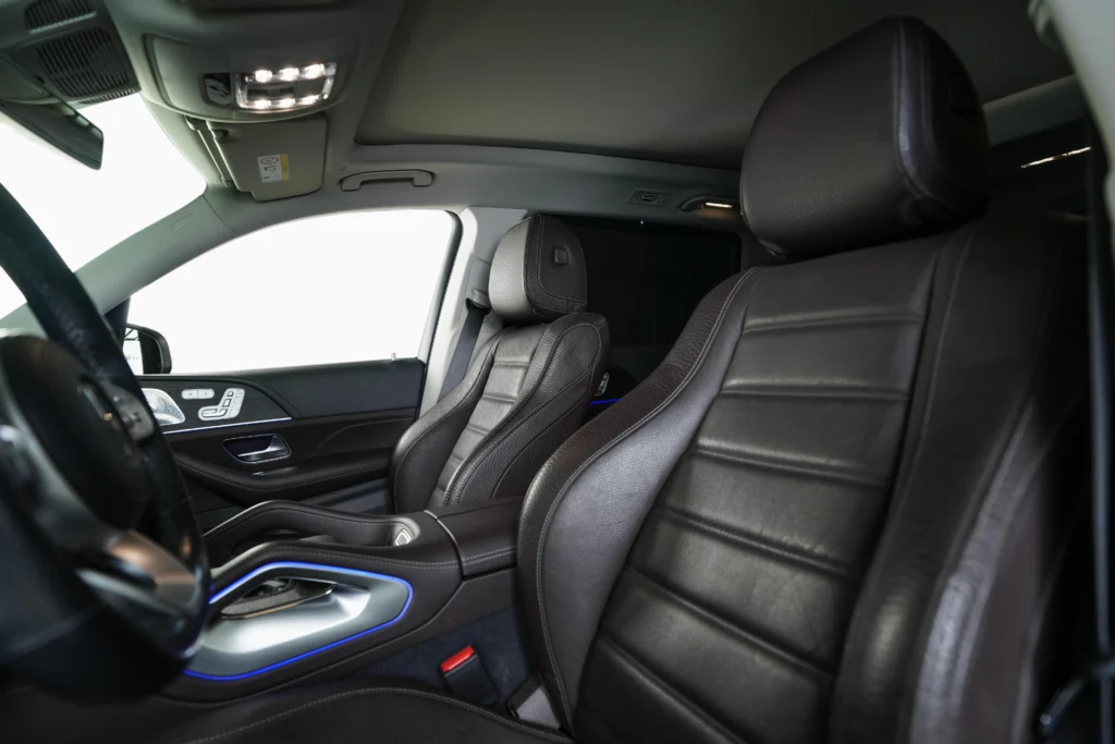 Mercedes Benz GLS 450 4MATIC Image