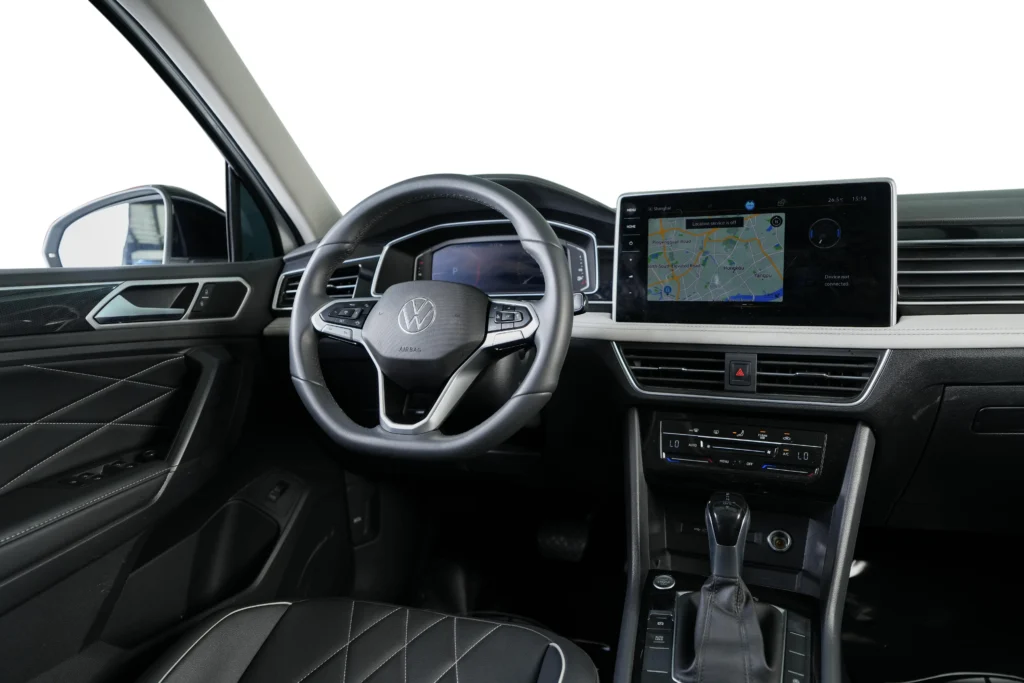 Volkswagen Tiguan L Image