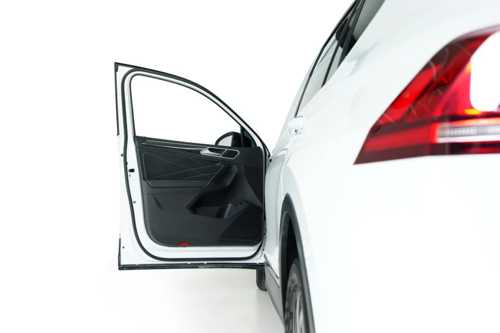 Volkswagen Tiguan L Image