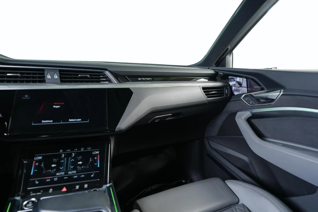Audi Q8 E Tron 55 Quattro Sportback Coupe S Line Image